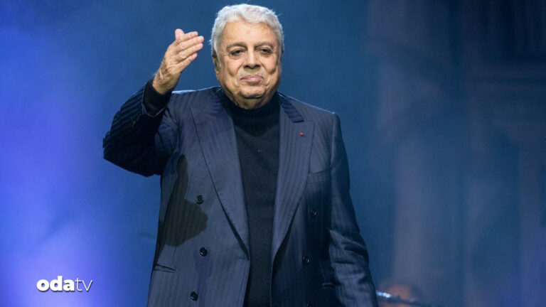 enrico macias yillar sonra harbiyede Q4Q4ni14