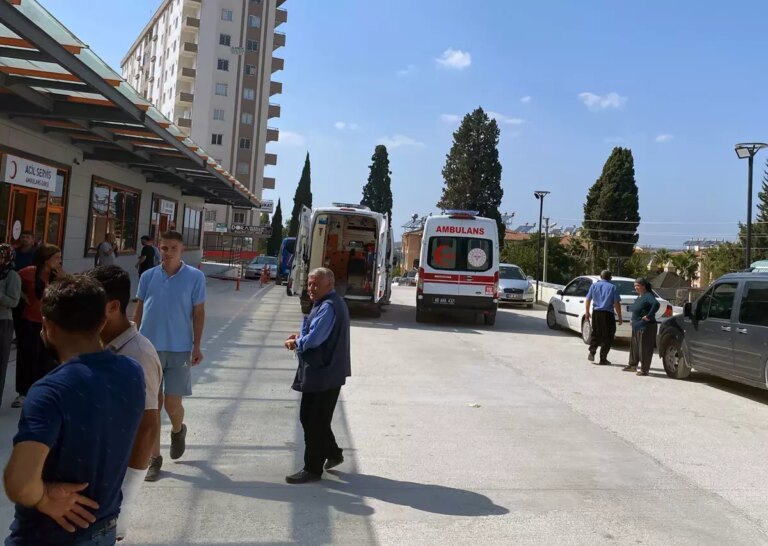 osmaniyede traktor devrildi 5 yarali uli7hg66