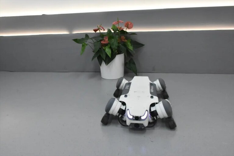 cinin teknoloji savasi tencent ve deep robotics mIHxhtmc