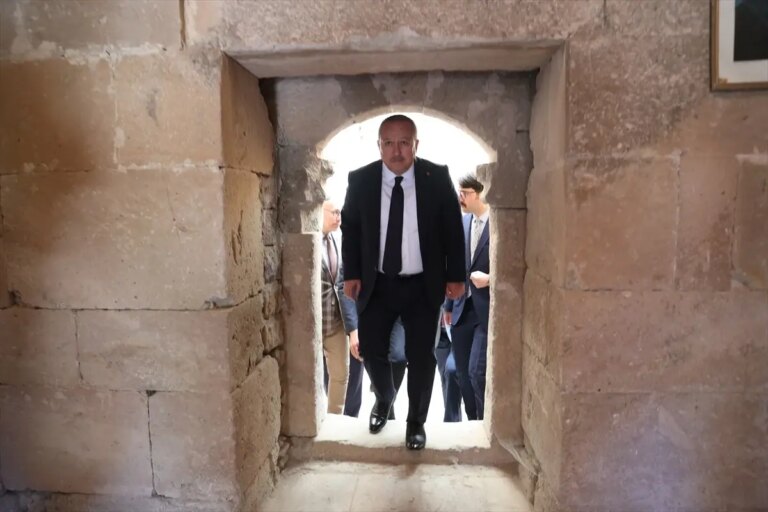 nevsehir valisi fidan urgupte vatandaslarla bulustu 1Sl1CqOJ