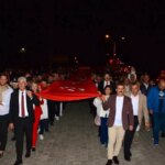 koycegizde cumhuriyet bayrami coskulu bayrak yuruyusuyle kutlandi uQ4vZMPC.jpg