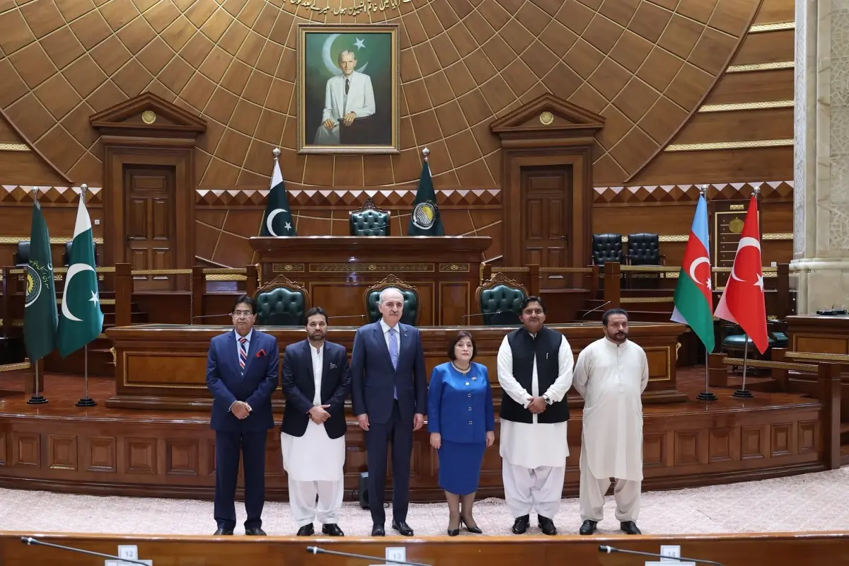 tbmm baskani numan kurtulmus pakistanda pencap eyalet meclisini ziyaret etti jIzdU5fC.jpg