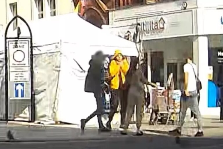 yanlislikla hamile sevgilisine carpan genci bicaklayarak oldurdu Y2XBGdPj