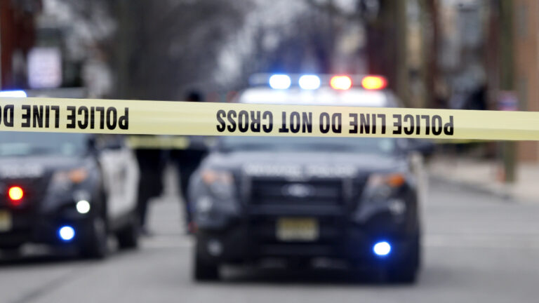 abdde vali secimlerinde bomba alarmi Z44yHyag.jpg