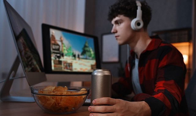 enerji icecegiyle alkol karisimi ilk belirtiler carpinti ve tansiyon yukselmesi 2eVsktAp.jpg