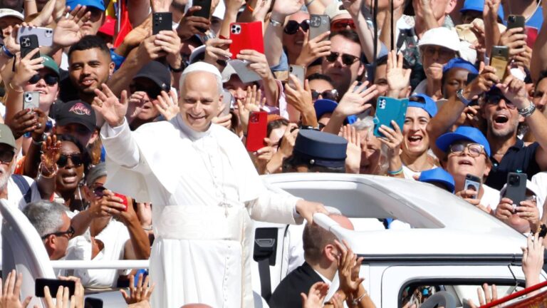 papadan bari seria yorumu butun halklar icin adalet adina birlikte calismanin yollarini aramaliyiz xlcgwLQE.jpg