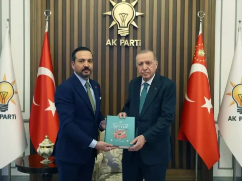 AK Parti’li Zorlu, “Türk Dünyasının Ortak Mirası Nevruz” kitabını Cumhurbaşkanı Erdoğan’a takdim etti