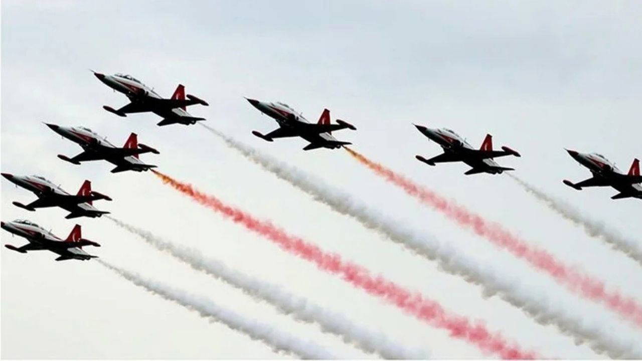 23 Nisan Ulusal Egemenlik ve Çocuk Bayramı’nda SOLOTÜRK Uçak Gösterisi Ne Zaman ve Nerede İzlenebilir?