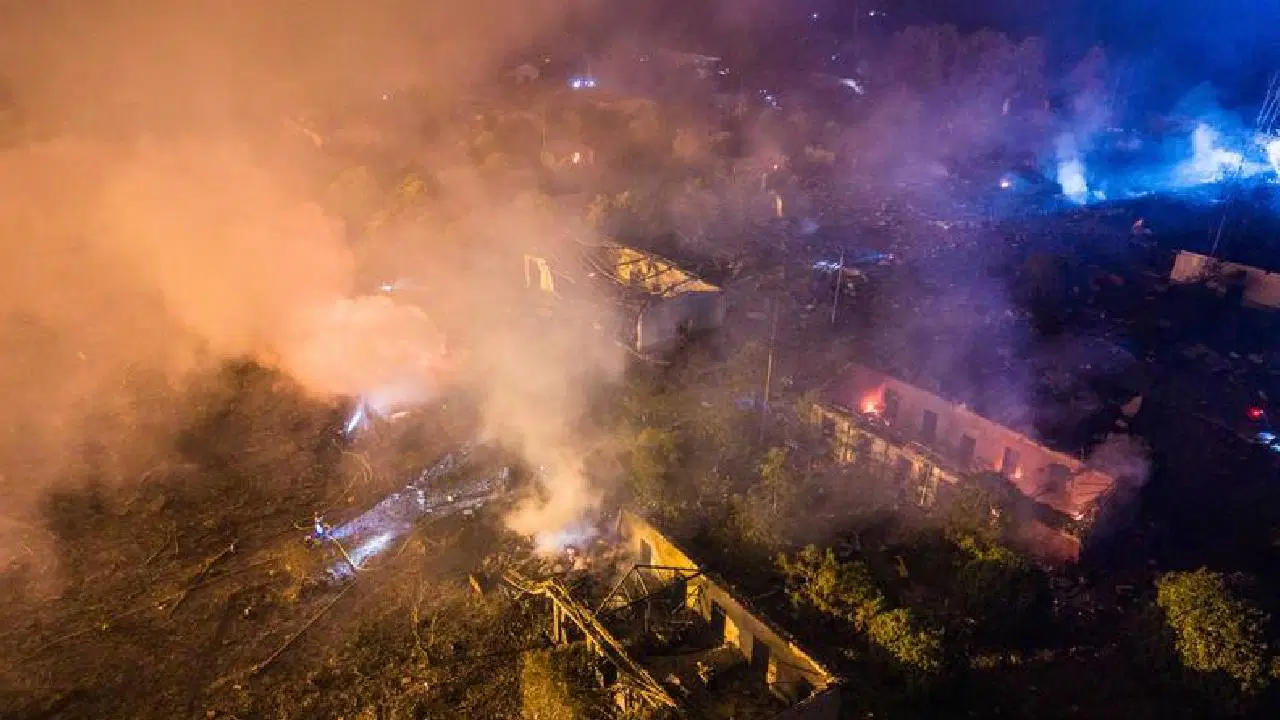 Hunan’daki Havai Fişek Fabrikasında Trajik Patlama: Çok Sayıda Can Kaybı ve Yaralı