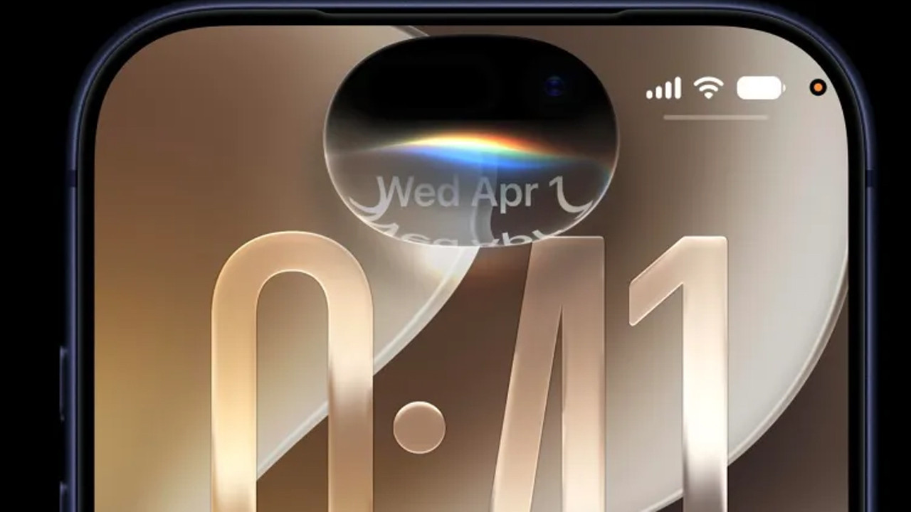 Apple, Siri İle Duygusal Bağ Kurmak Yerine İş Asistanı Olmayı Seçti