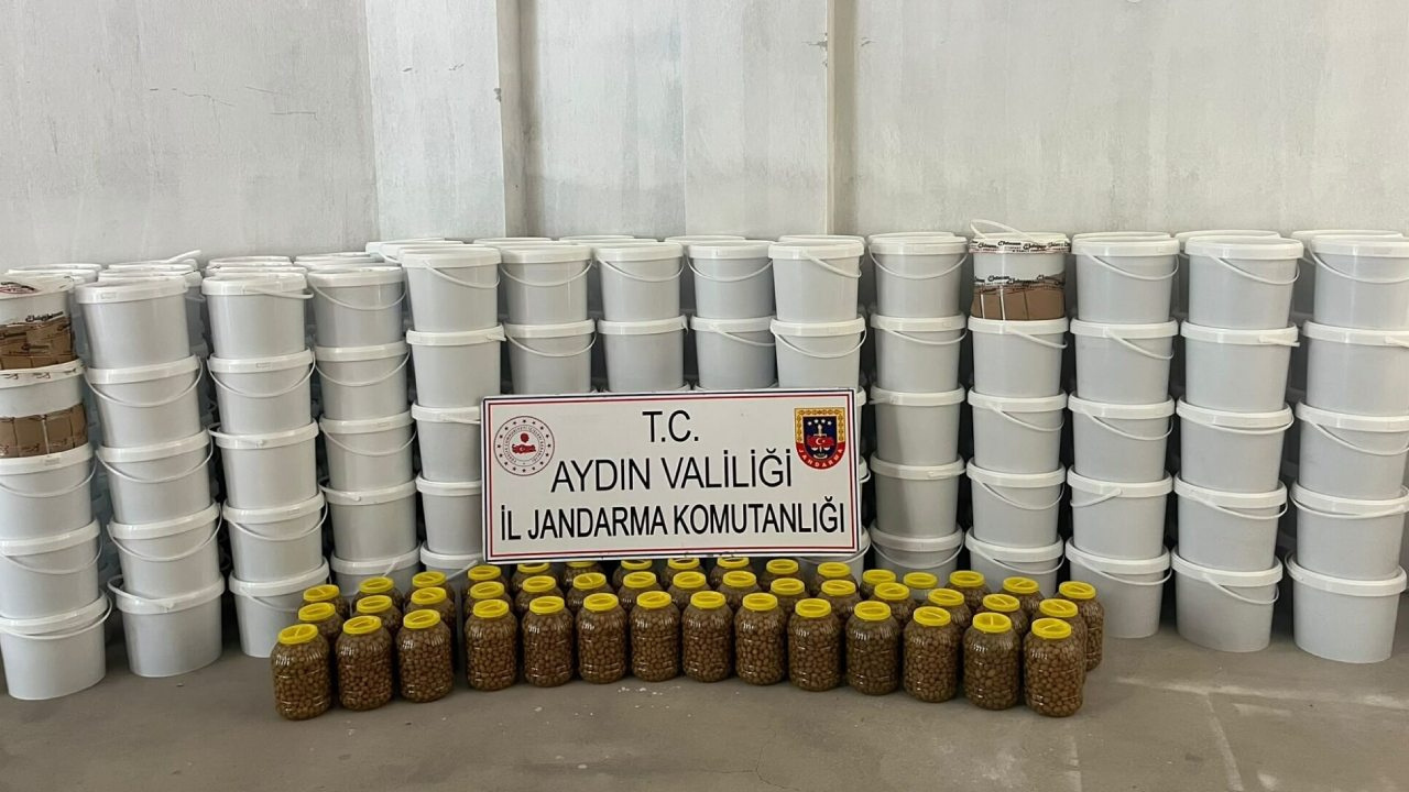 Yoresel urun diye satiliyordu 4 ton sahte salca ve 300 kilo zeytine el konuldu a32qQ3mv